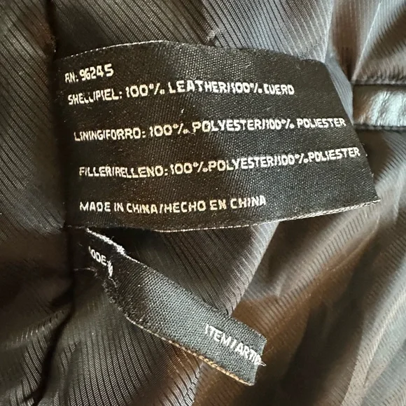 Black vintage 100% Leather Jacket,really good condition, light wear on sleeves. - Picture 10 of 13